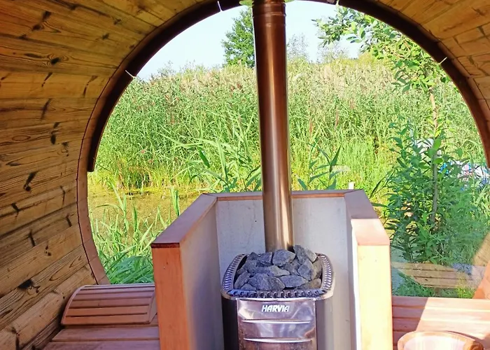 Jelen * Jelen (Szczecinek)